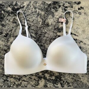 NWT so obsessed by Victoria’s Secret 34C